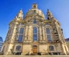Храм Девы Марии является барочная церковь лютеранской и символом примирения, Фрауэнкирхе в Дрездене, Германия